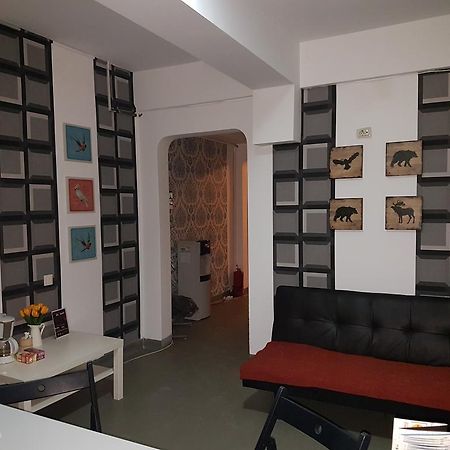 Vogue Hostel Бухарест Экстерьер фото