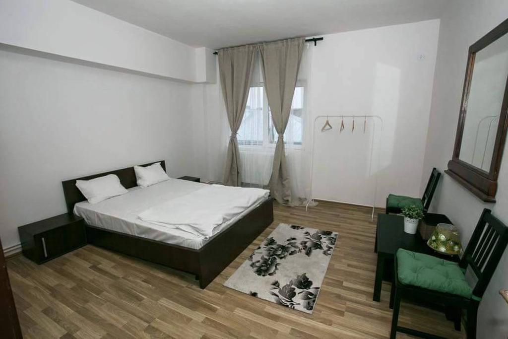 Vogue Hostel Бухарест Номер фото