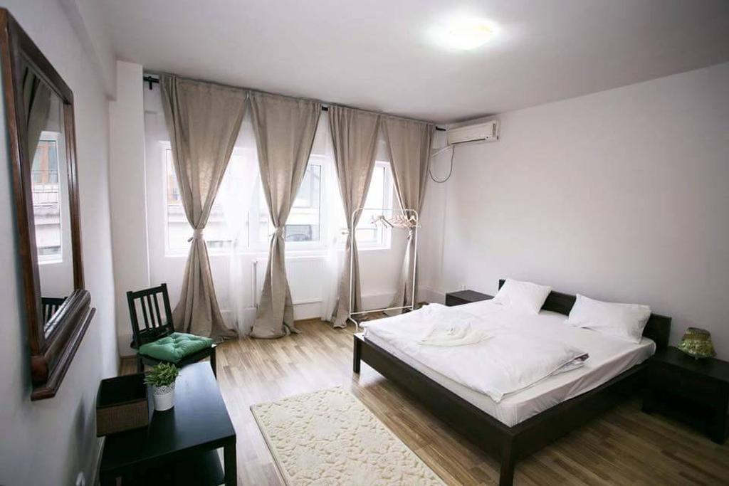 Vogue Hostel Бухарест Номер фото