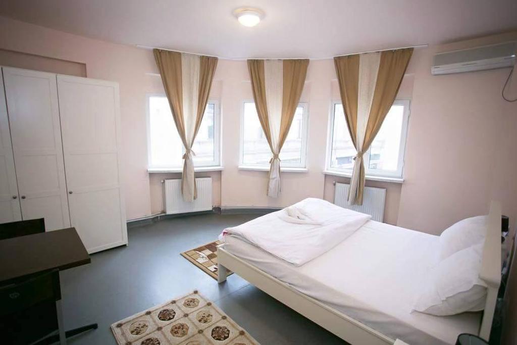 Vogue Hostel Бухарест Номер фото